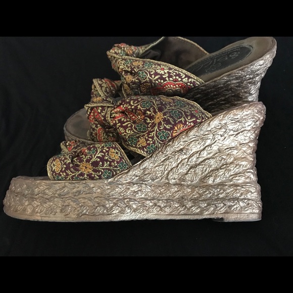 Sbicca Ladies Wedge Heels - Picture 3 of 4